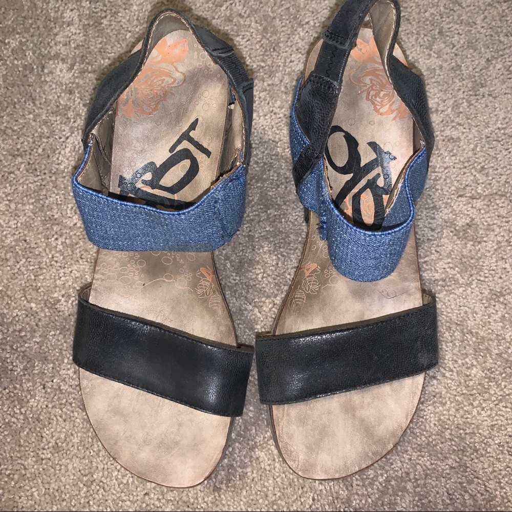 Black & Navy OTBT Wedges